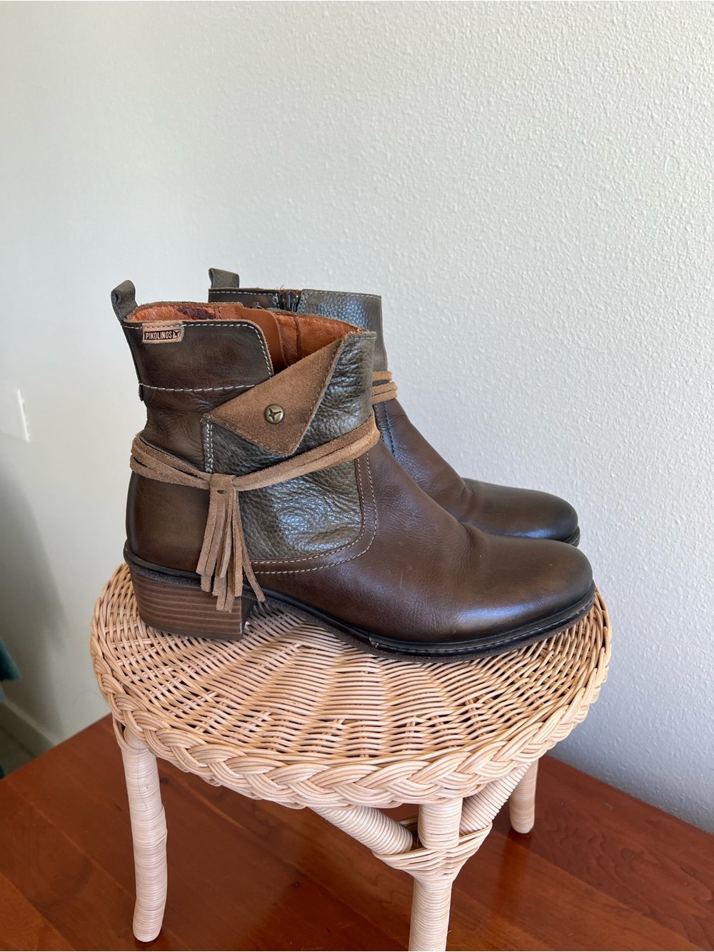 PIKOLINOS Brown & Tan Leather Ankle Boots